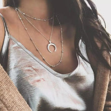 Charger l'image dans la galerie, Collier Croissant de Lune

